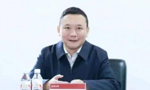 极目政情|任羽中主动投案，他是北大首位“80”后副校长，曾是四川省高考文科状元