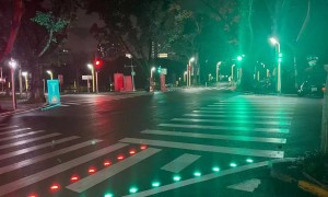太阳能智慧道钉:照亮未来交通的安全卫士
