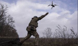 原创 
            简直离谱到家!乌克兰对华无人机采购占90%,就这样还攻击中国支持俄罗斯?