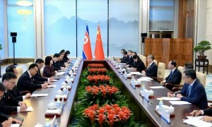 赵立坚重回外交活动,释放什么信号?