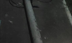 砸中5岁女童致其身亡的水泥杆,归属仍是谜