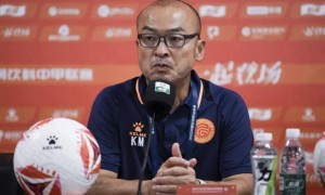 冲超与保级压力下:中甲赛场冲突背后的多重争议,伤病、判罚与情绪的全面爆发