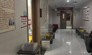 广州中医大一附院遇袭主任已做完手术送至ICU 学生称其“人特别好” 知情人透露两名跟诊学生未受伤